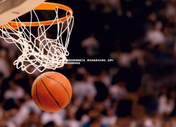 jinnianhui-诺坎普夜空回荡梅西之名，莱万闪击亚马尔助攻，巴萨4-0大胜登顶西甲榜首